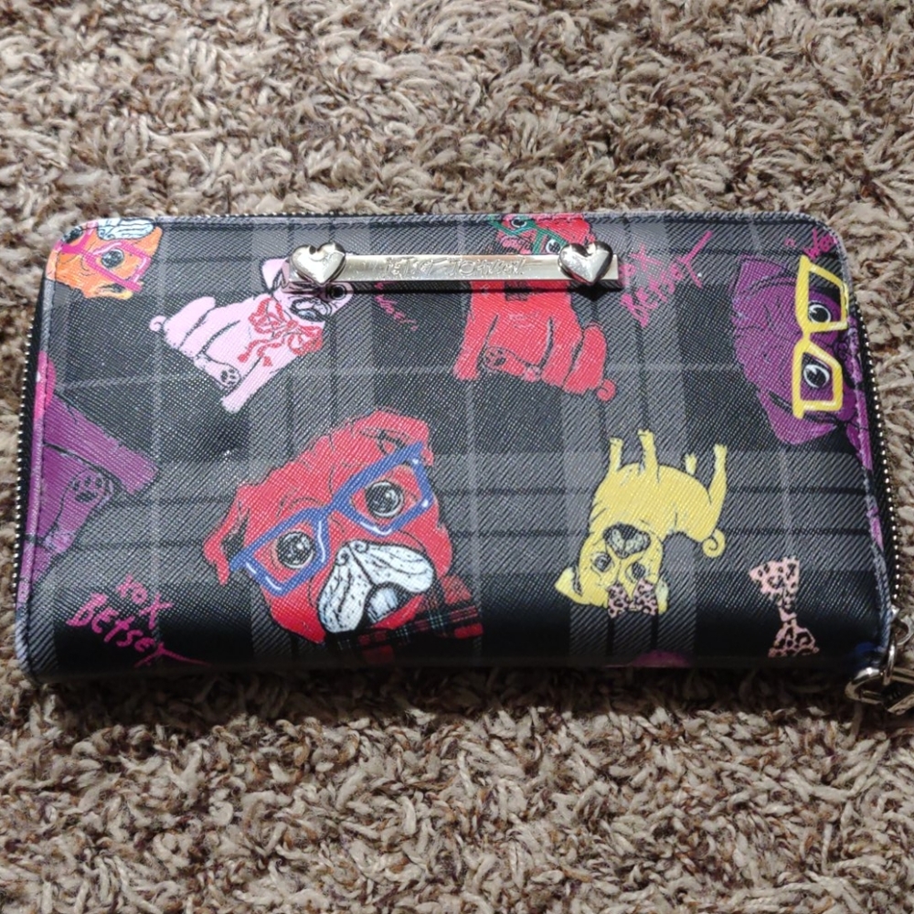 Betsy Johnson wallet